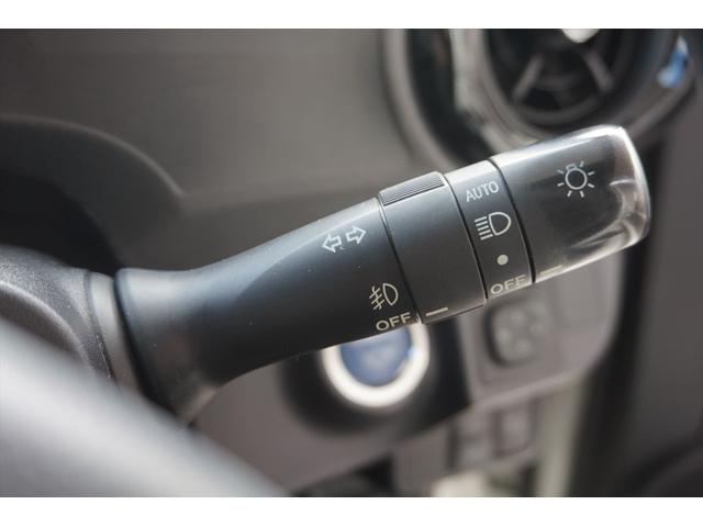 アクア Sスタイルブラック フルセグナビ CD録音 DVD SD ブルートゥース バックカメラ ETC スマートキー LEDヘッドランプ&フォグランプ アルミホイール トヨタセーフティセンス 禁煙車(21枚目)