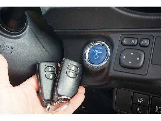 アクア Sスタイルブラック フルセグナビ CD録音 DVD SD ブルートゥース バックカメラ ETC スマートキー LEDヘッドランプ&フォグランプ アルミホイール トヨタセーフティセンス 禁煙車(22枚目)