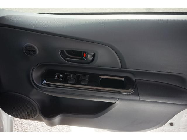 アクア Sスタイルブラック フルセグナビ CD録音 DVD SD ブルートゥース バックカメラ ETC スマートキー LEDヘッドランプ&フォグランプ アルミホイール トヨタセーフティセンス 禁煙車(26枚目)