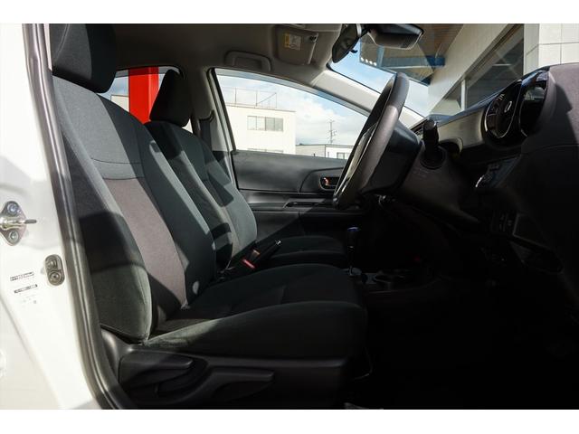 アクア Sスタイルブラック フルセグナビ CD録音 DVD SD ブルートゥース バックカメラ ETC スマートキー LEDヘッドランプ&フォグランプ アルミホイール トヨタセーフティセンス 禁煙車(27枚目)