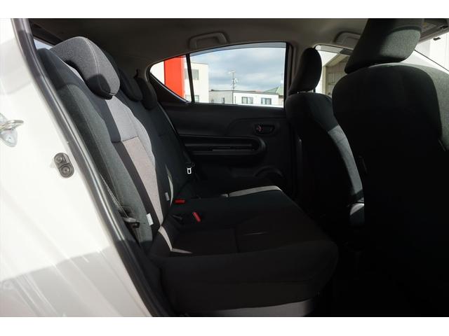 アクア Sスタイルブラック フルセグナビ CD録音 DVD SD ブルートゥース バックカメラ ETC スマートキー LEDヘッドランプ&フォグランプ アルミホイール トヨタセーフティセンス 禁煙車(30枚目)