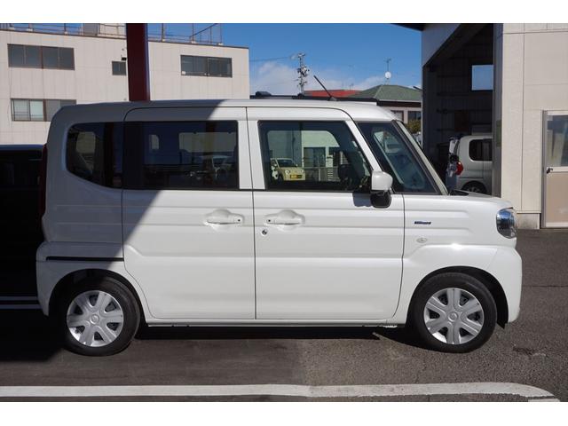 スペーシア ハイブリッドＸ　全方位モニター　９型ナビ　フルセグ　ＢＴ　両側パワスラ　左右シートヒーター　電動パーキングブレーキ　アダプティブクルーズコントロール　スマートキー　ワンオーナー　禁煙車（4枚目）