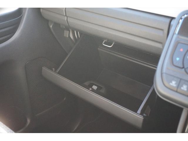 スペーシア ハイブリッドＸ　全方位モニター　９型ナビ　フルセグ　ＢＴ　両側パワスラ　左右シートヒーター　電動パーキングブレーキ　アダプティブクルーズコントロール　スマートキー　ワンオーナー　禁煙車（18枚目）