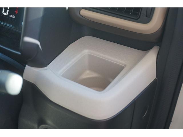 スペーシア ハイブリッドＸ　全方位モニター　９型ナビ　フルセグ　ＢＴ　両側パワスラ　左右シートヒーター　電動パーキングブレーキ　アダプティブクルーズコントロール　スマートキー　ワンオーナー　禁煙車（23枚目）