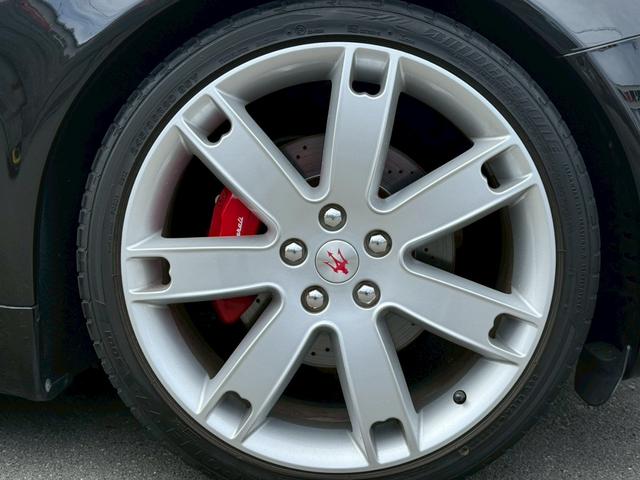 クアトロポルテ 　スポーツＧＴ（50枚目）