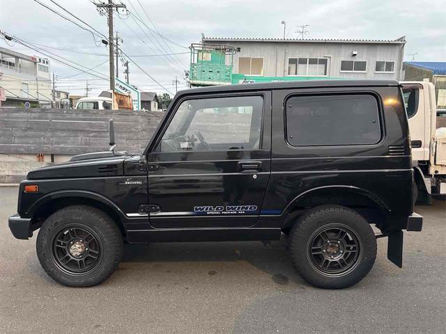 ジムニー ワイルドウインドリミテッド 4WD ETC ターボ MT CD アルミホイール エアコン(17枚目)