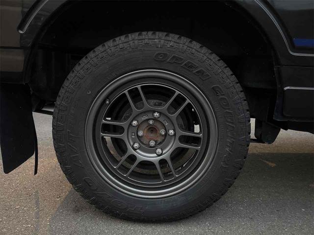 ジムニー ワイルドウインドリミテッド 4WD ETC ターボ MT CD アルミホイール エアコン(19枚目)