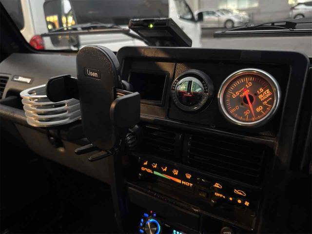 ジムニー ワイルドウインドリミテッド 4WD ETC ターボ MT CD アルミホイール エアコン(29枚目)