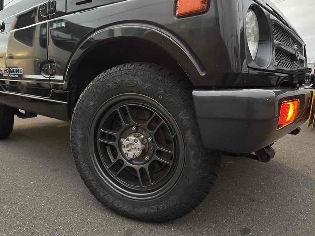 ジムニー ワイルドウインドリミテッド 4WD ETC ターボ MT CD アルミホイール エアコン(30枚目)