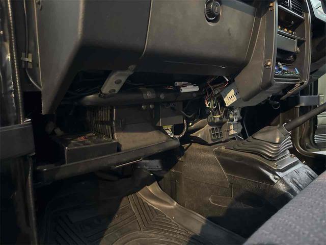 ジムニー ワイルドウインドリミテッド 4WD ETC ターボ MT CD アルミホイール エアコン(47枚目)