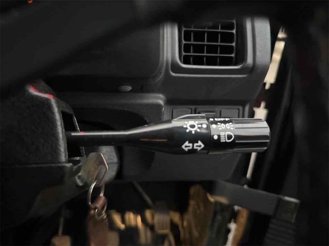 ジムニー ワイルドウインドリミテッド 4WD ETC ターボ MT CD アルミホイール エアコン(55枚目)