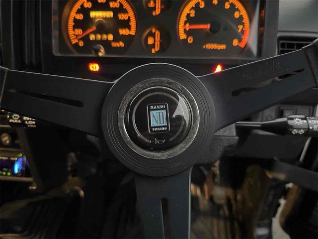 ジムニー ワイルドウインドリミテッド 4WD ETC ターボ MT CD アルミホイール エアコン(57枚目)