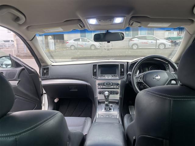 スカイライン ３７０ＧＴ　タイプＳ　ＥＴＣ　バックカメラ　ナビ　アルミホイール　オートライト　ＨＩＤ　ＡＴ　キーレスエントリー　電動格納ミラー　盗難防止システム　パワーシート　ＣＤ　ミュージックプレイヤー接続可　衝突安全ボディ　ＡＢＳ（22枚目）