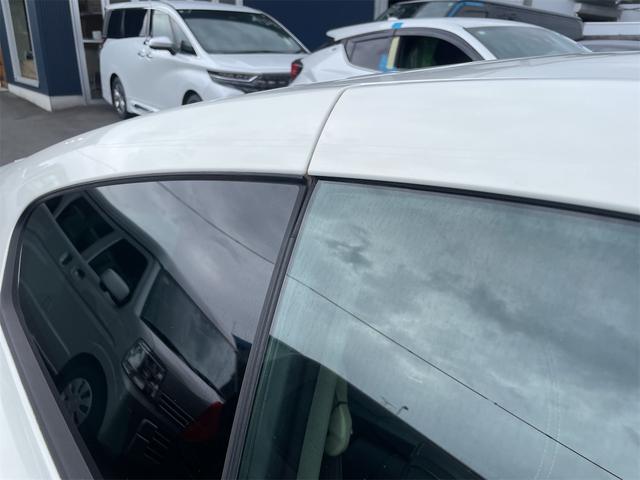 スカイライン ３７０ＧＴ　タイプＳ　ＥＴＣ　バックカメラ　ナビ　アルミホイール　オートライト　ＨＩＤ　ＡＴ　キーレスエントリー　電動格納ミラー　盗難防止システム　パワーシート　ＣＤ　ミュージックプレイヤー接続可　衝突安全ボディ　ＡＢＳ（27枚目）