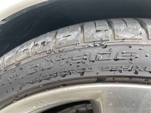 スカイライン ３７０ＧＴ　タイプＳ　ＥＴＣ　バックカメラ　ナビ　アルミホイール　オートライト　ＨＩＤ　ＡＴ　キーレスエントリー　電動格納ミラー　盗難防止システム　パワーシート　ＣＤ　ミュージックプレイヤー接続可　衝突安全ボディ　ＡＢＳ（34枚目）