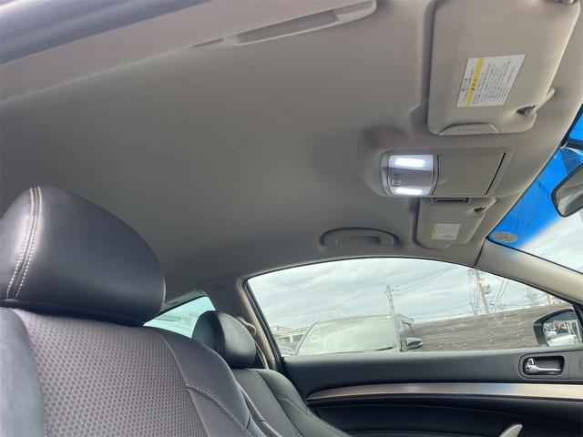 スカイライン ３７０ＧＴ　タイプＳ　ＥＴＣ　バックカメラ　ナビ　アルミホイール　オートライト　ＨＩＤ　ＡＴ　キーレスエントリー　電動格納ミラー　盗難防止システム　パワーシート　ＣＤ　ミュージックプレイヤー接続可　衝突安全ボディ　ＡＢＳ（44枚目）