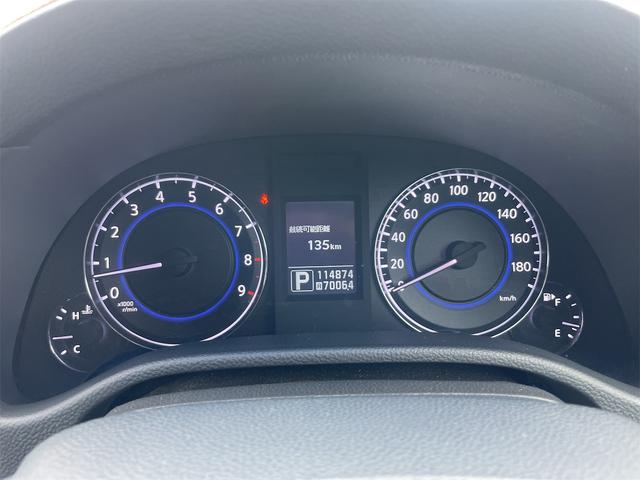 スカイライン ３７０ＧＴ　タイプＳ　ＥＴＣ　バックカメラ　ナビ　アルミホイール　オートライト　ＨＩＤ　ＡＴ　キーレスエントリー　電動格納ミラー　盗難防止システム　パワーシート　ＣＤ　ミュージックプレイヤー接続可　衝突安全ボディ　ＡＢＳ（52枚目）