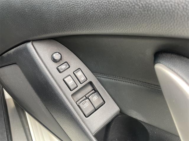 スカイライン ３７０ＧＴ　タイプＳ　ＥＴＣ　バックカメラ　ナビ　アルミホイール　オートライト　ＨＩＤ　ＡＴ　キーレスエントリー　電動格納ミラー　盗難防止システム　パワーシート　ＣＤ　ミュージックプレイヤー接続可　衝突安全ボディ　ＡＢＳ（63枚目）