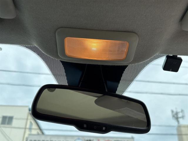 ５００ イタリー　ＥＴＣ　アルミホイール　サンルーフ　キーレスエントリー　ＡＴ　盗難防止システム　記録簿　ＡＢＳ　ＵＳＢ　ミュージックプレイヤー接続可　エアコン　パワーステアリング　パワーウィンドウ　運転席エアバッグ（26枚目）