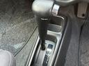 必ず使用するシフトレバー。確りと確認したいですね。