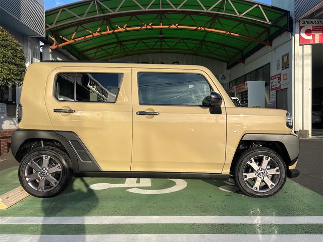 タフト Ｇターボ　ダーククロムベンチャー　届け出済み未使用車（4枚目）