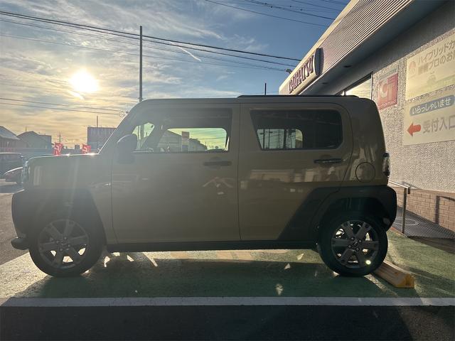 タフト Ｇターボ　ダーククロムベンチャー　届け出済み未使用車（5枚目）