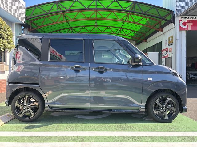 ムーヴ ＲＳ　届け出済み未使用車（4枚目）