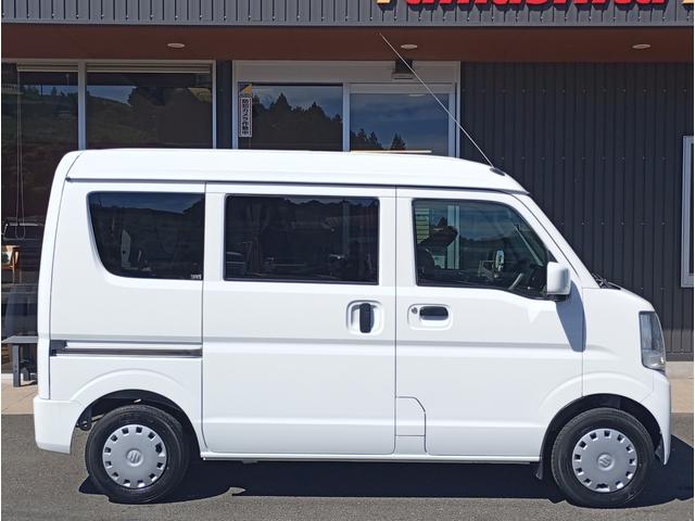 エブリイ ＪＯＩＮ（ハイルーフ）　ＲＢＳ装着車　患者輸送車　車検２年付　ストレッチャー付（昇降式）　キーレス　社外ナビ　バックカメラ　レーダーブレーキサポート　ＥＴＣ　リヤヒーター　電動格納ミラー　全国対応１年保証付き　修復歴無し（4枚目）