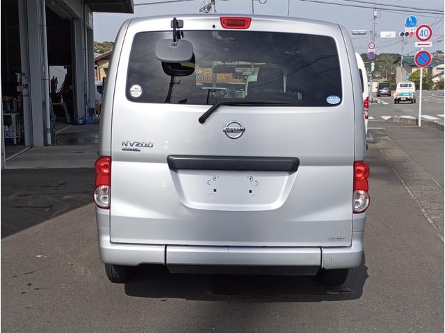 日産 ＮＶ２００バネットバン