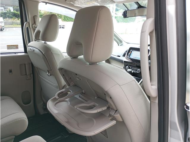 セレナ チェアキャブ　スロープ　車いす１名サード仕様　Ｂ　車検２年付　チェアキャブ　スロープ　福祉装置点検済　車いす１名＋４名乗車　７名乗車　エマージェンシーブレーキ　電動ウインチ　左側ドア電動ロングステップ　クルーズコントロール　純正ナビ　全国１年保証付き（50枚目）