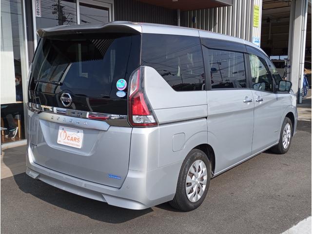セレナ チェアキャブ　リフタータイプ　車検２年付福祉装置点検済　　車いす１名と５名乗車　福祉車両リフト　エマージェンシーブレーキ　アラウンドビューモニター　左側パワースライドドア　スライドドア連動ステップ　全国対応１年保証付き　修復歴無し（5枚目）