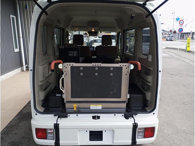 ＮＶ１００クリッパーリオ 　車検２年付　車いすスロープ　福祉装置点検済　車いす１名＋３名乗車　通常４名乗車　リモコン式電動ウィンチ　純正ナビ　バックカメラ　エマージェンシーブレーキ　全国対応１年保証付き　修復歴無し（11枚目）