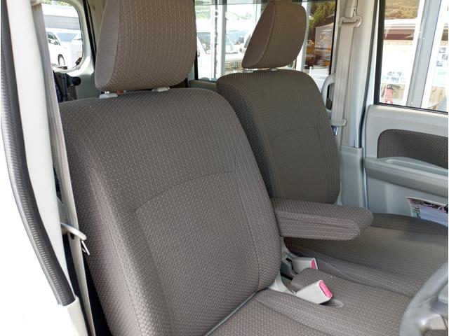 エブリイワゴン 車いす移動車　分割式リヤシート付　車検２年付　車いすスロープ　福祉装置点検済　車いす１名＋３名乗車　通常４名乗車　リモコン式電動ウィンチ　キーレス　社外ナビ　バックカメラ　全国対応１年保証付き　修復歴無し（45枚目）