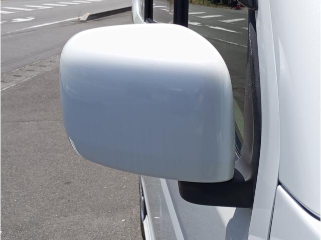 エブリイワゴン 車いす移動車　分割式リヤシート付　車検２年付　車いすスロープ　福祉装置点検済　車いす１名＋３名乗車　通常４名乗車　リモコン式電動ウィンチ　キーレス　社外ナビ　バックカメラ　全国対応１年保証付き　修復歴無し（58枚目）