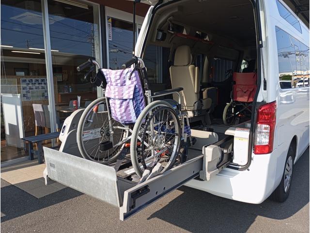 ＮＶ３５０キャラバンバン チェアキャブＭタイプ　車検２年付　車いすリフト　福祉装置点検済　車いす２名と８名乗車　福祉車両リフト　キーレス　エマージェンシーブレーキ　社外ナビ　アラウンドビューモニター　全国対応１年保証付き　修復歴無し（13枚目）