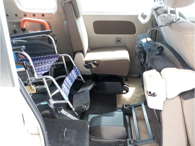 ＮＶ１００クリッパーリオ チェアキャブスロープタイプ　車検２年付　福祉装置点検済　車いす１名＋３名乗車　通常４名乗車　リモコン式電動ウィンチ　社外ナビ　バックカメラ　エマージェンシーブレーキ　全国対応１年保証付き　修復歴無し（48枚目）