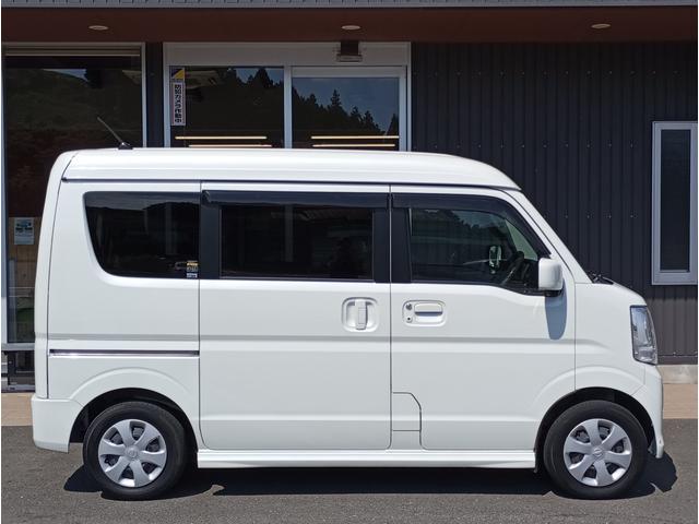 ＮＶ１００クリッパーリオ チェアキャブスロープタイプ　車検２年付　車いすスロープ　福祉装置点検済　車いす１名＋３名乗車　通常４名乗車　リモコン式電動ウィンチ　エマージェンシーブレーキ　社外ナビ　バックカメラ　全国対応１年保証付き　修復歴無し（4枚目）