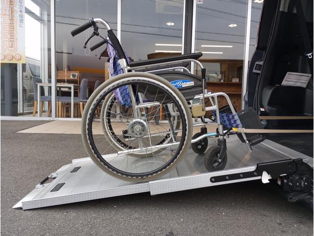 エスクァイア Ｘｉ　車いす仕様車　スロープタイプ　タイプ１　車いす１脚仕様　車検２年付　リモコン式電動ウインチ　福祉装置点検済　車いす１名＋４名乗車　キーレス　社外ナビ　バックカメラ　両側パワースライドドア　ＥＴＣ　社外アルミホイール　全国対応１年保証付き（12枚目）