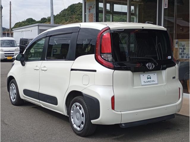 シエンタ ハイブリッドG 車いす仕様車 スロープタイプ タイプ1 助手席側セカンドシート付 車検2年付 福祉装置点検済 車いす1名+3名乗車 通常5名乗車 純正ナビ パノラミックビューモニター ETC2.0 トヨタセーフティセンス 全国対応1年保証付き 修復歴無し(7枚目)