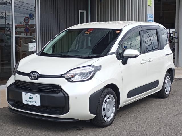 シエンタ ハイブリッドG 車いす仕様車 スロープタイプ タイプ1 助手席側セカンドシート付 車検2年付 福祉装置点検済 車いす1名+3名乗車 通常5名乗車 純正ナビ パノラミックビューモニター ETC2.0 トヨタセーフティセンス 全国対応1年保証付き 修復歴無し(9枚目)