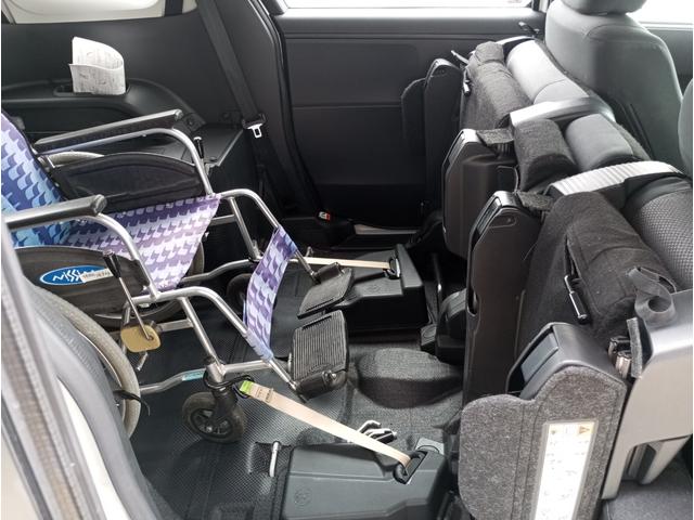 シエンタ ハイブリッドG 車いす仕様車 スロープタイプ タイプ1 助手席側セカンドシート付 車検2年付 福祉装置点検済 車いす1名+3名乗車 通常5名乗車 純正ナビ パノラミックビューモニター ETC2.0 トヨタセーフティセンス 全国対応1年保証付き 修復歴無し(26枚目)