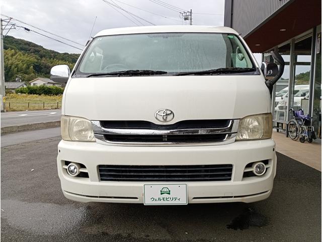 レジアスエースバン ロングワイドスーパーGL 後付け改造スロープ 車いすスロープ 車いす1名+2名(3ナンバー仕様) 車いす1名+5名(8ナンバー仕様) キーレス 禁煙車 車検2年付 修復歴無し(4枚目)