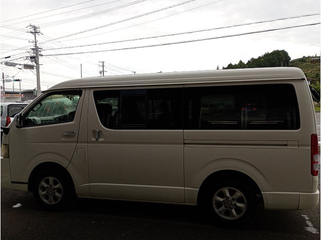 レジアスエースバン ロングワイドスーパーGL 後付け改造スロープ 車いすスロープ 車いす1名+2名(3ナンバー仕様) 車いす1名+5名(8ナンバー仕様) キーレス 禁煙車 車検2年付 修復歴無し(7枚目)