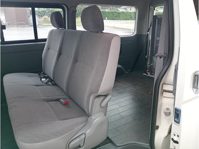 レジアスエースバン ロングワイドスーパーGL 後付け改造スロープ 車いすスロープ 車いす1名+2名(3ナンバー仕様) 車いす1名+5名(8ナンバー仕様) キーレス 禁煙車 車検2年付 修復歴無し(38枚目)