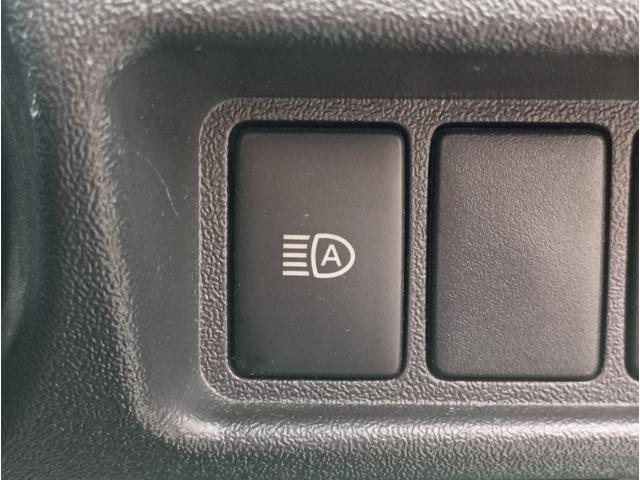 ハイエースバン 車いす仕様車 Bタイプ 車検2年付 ディーゼルターボ車 福祉装置点検済 車いす2名+8名乗車 純正ナビ バックカメラ スライドドア連動ステップ 電動格納ミラー 全国対応1年保証付き 修復歴無し(35枚目)