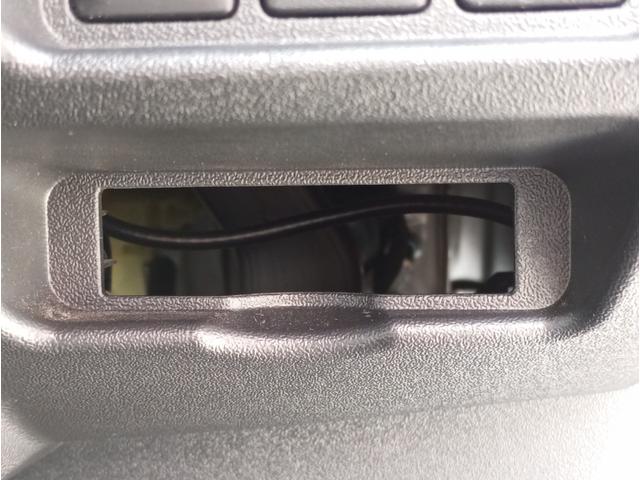 ハイエースバン 車いす仕様車 Bタイプ 車検2年付 ディーゼルターボ車 福祉装置点検済 車いす2名+8名乗車 純正ナビ バックカメラ スライドドア連動ステップ 電動格納ミラー 全国対応1年保証付き 修復歴無し(47枚目)