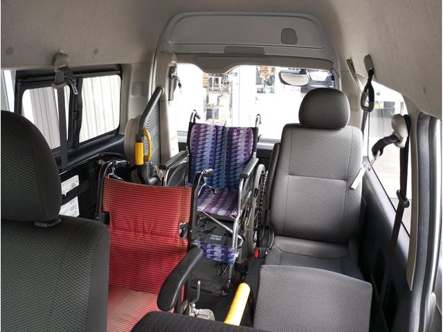 ハイエースバン 車いす仕様車 Bタイプ 車検2年付 ディーゼルターボ車 福祉装置点検済 車いす2名+8名乗車 純正ナビ バックカメラ スライドドア連動ステップ 電動格納ミラー 全国対応1年保証付き 修復歴無し(56枚目)