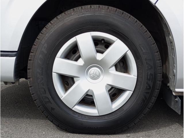 ハイエースバン 車いす仕様車 Bタイプ 車検2年付 ディーゼルターボ車 福祉装置点検済 車いす2名+8名乗車 純正ナビ バックカメラ スライドドア連動ステップ 電動格納ミラー 全国対応1年保証付き 修復歴無し(65枚目)