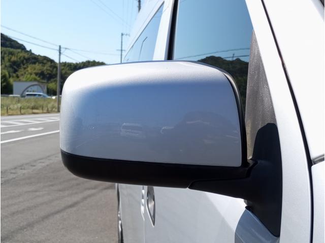 NV350キャラバンバン チェアキャブMタイプ 車検2年付 福祉装置点検済 車いす2名+8名乗車 ストレッチャー固定具 ナビ 全国対応1年保証付き 修復歴無し(60枚目)