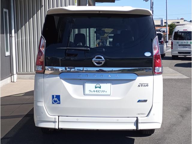 セレナ ハイウェイスター チェアキャブ スロープ 車いす1名セカンド仕様 S-ハイブリッド車 車検2年付 福祉装置点検済 車いす1名+6名乗車 リモコン式電動ウィンチ 両側パワスラ エマージェンシーブレーキ ETC 全国対応1年保証付き 修復歴無し(6枚目)